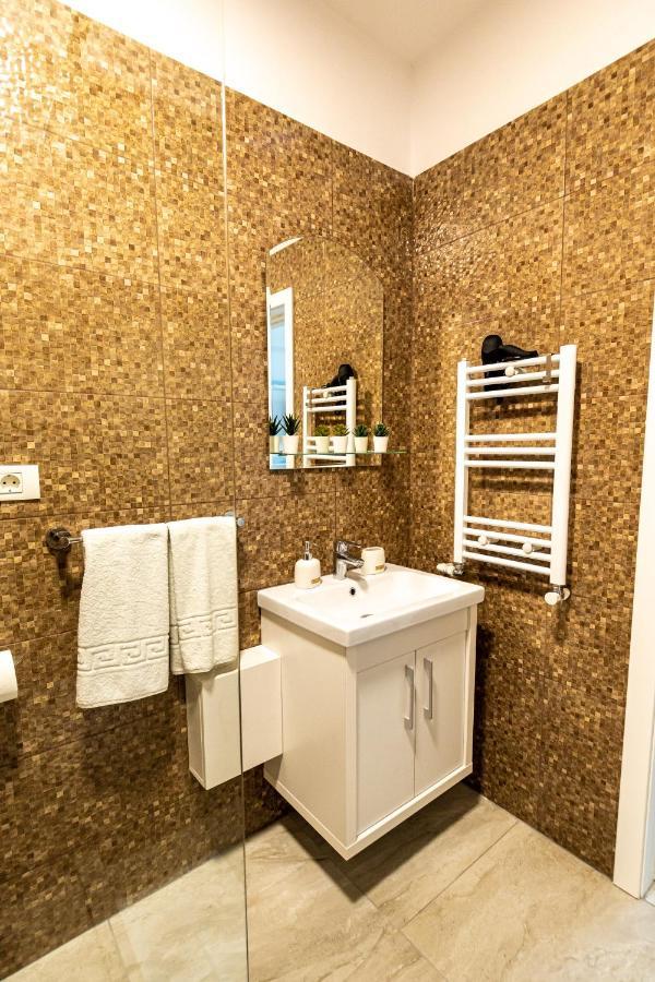 Danilo Apartments Mamaia Nord Navodari Ngoại thất bức ảnh